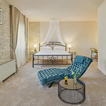 Apartment Pet Friendly In With House Sea View Supetar