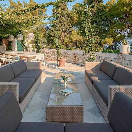 Pet Friendly In With House Sea View